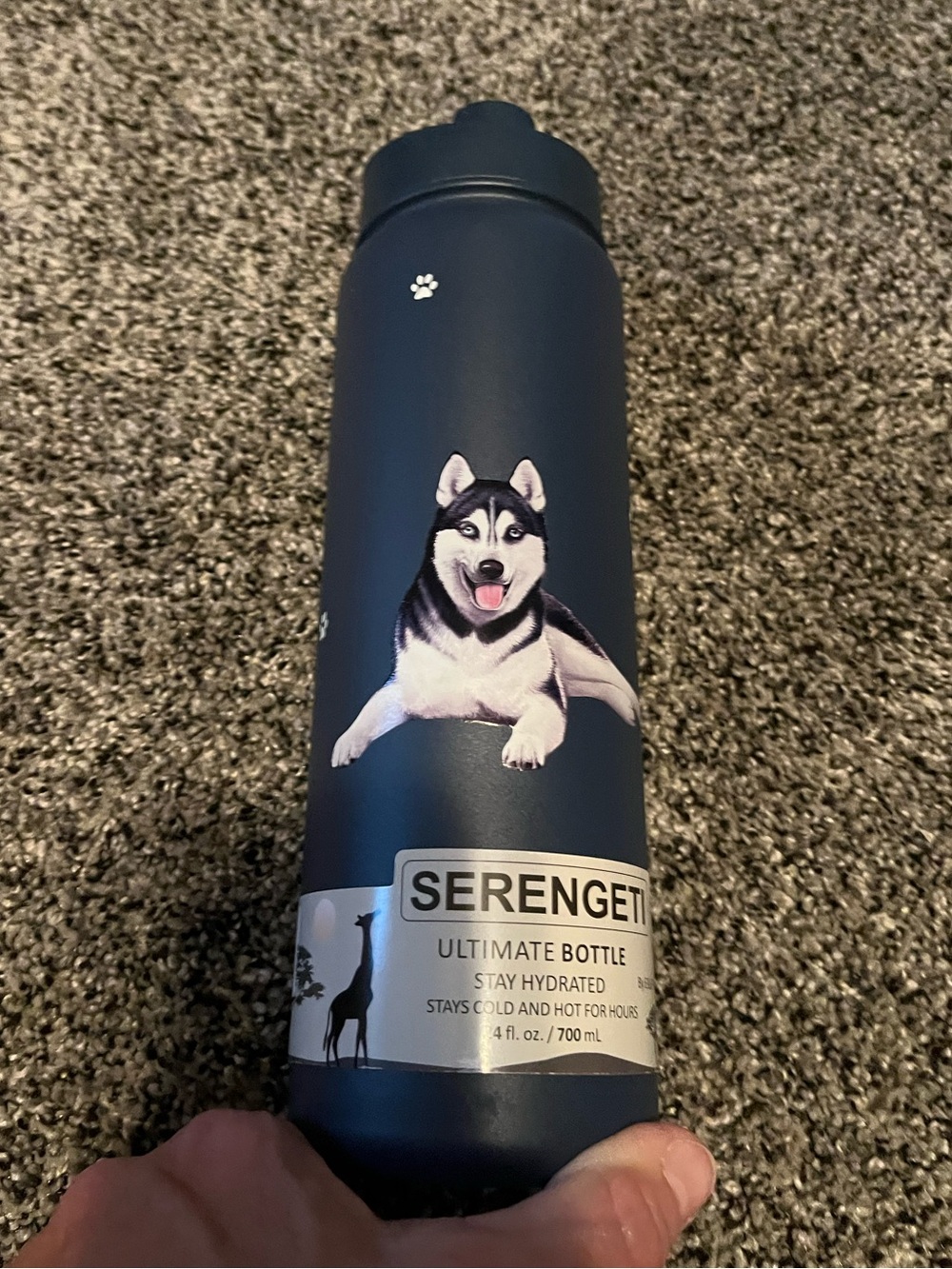 Serengeti bottle with Husky
